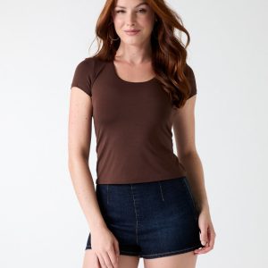 Stretch scoop neck top