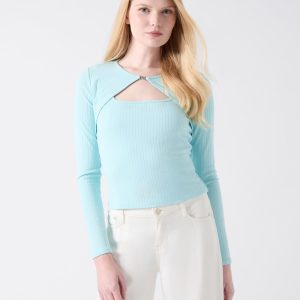 Cutout Top