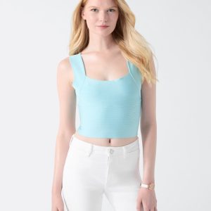 Viscose-blend top