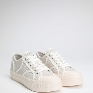 Issah logo sneaker