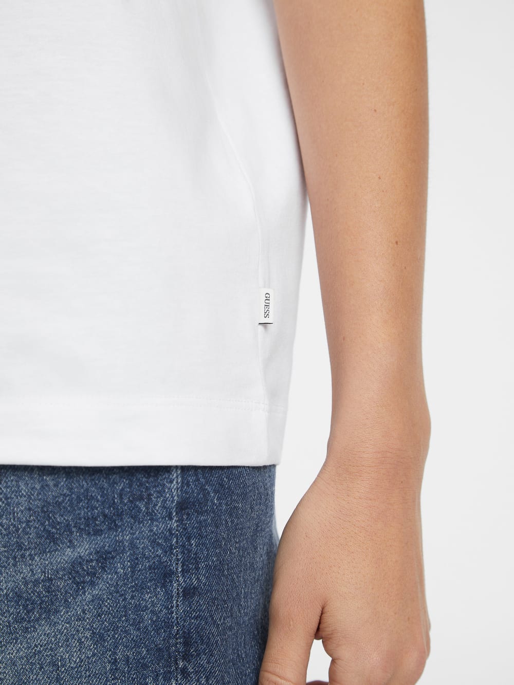Oversized Iconic Tee - Image 4