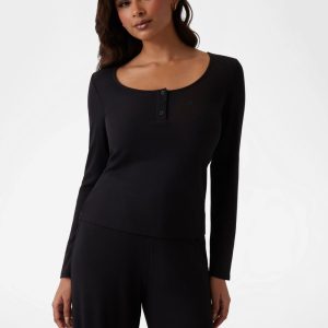 Eco Lia Henley Tee