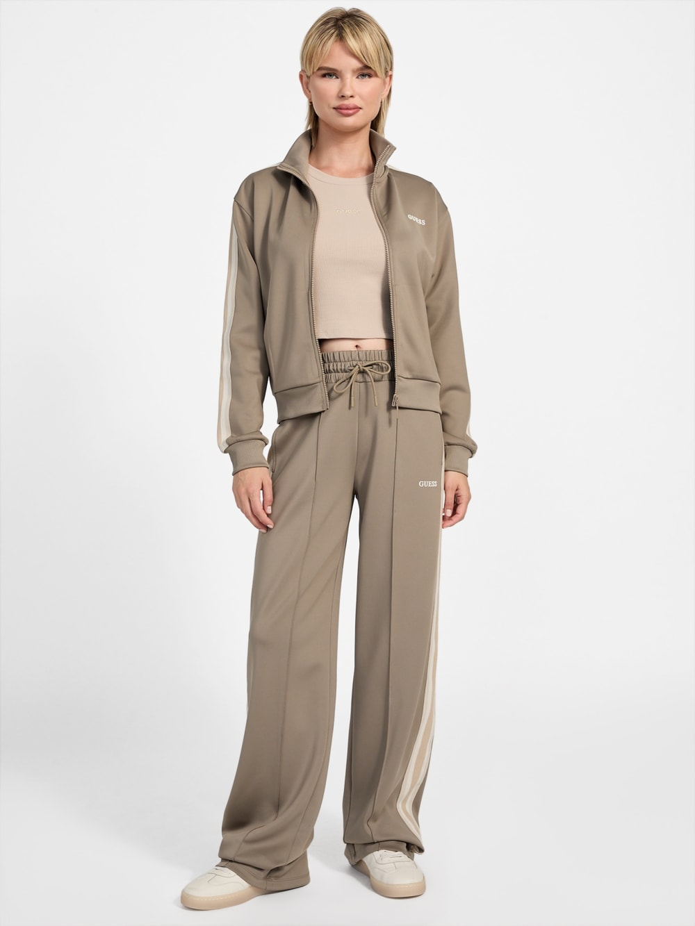 Eco Yarrow Full-Zip Sweatshirt - Image 2
