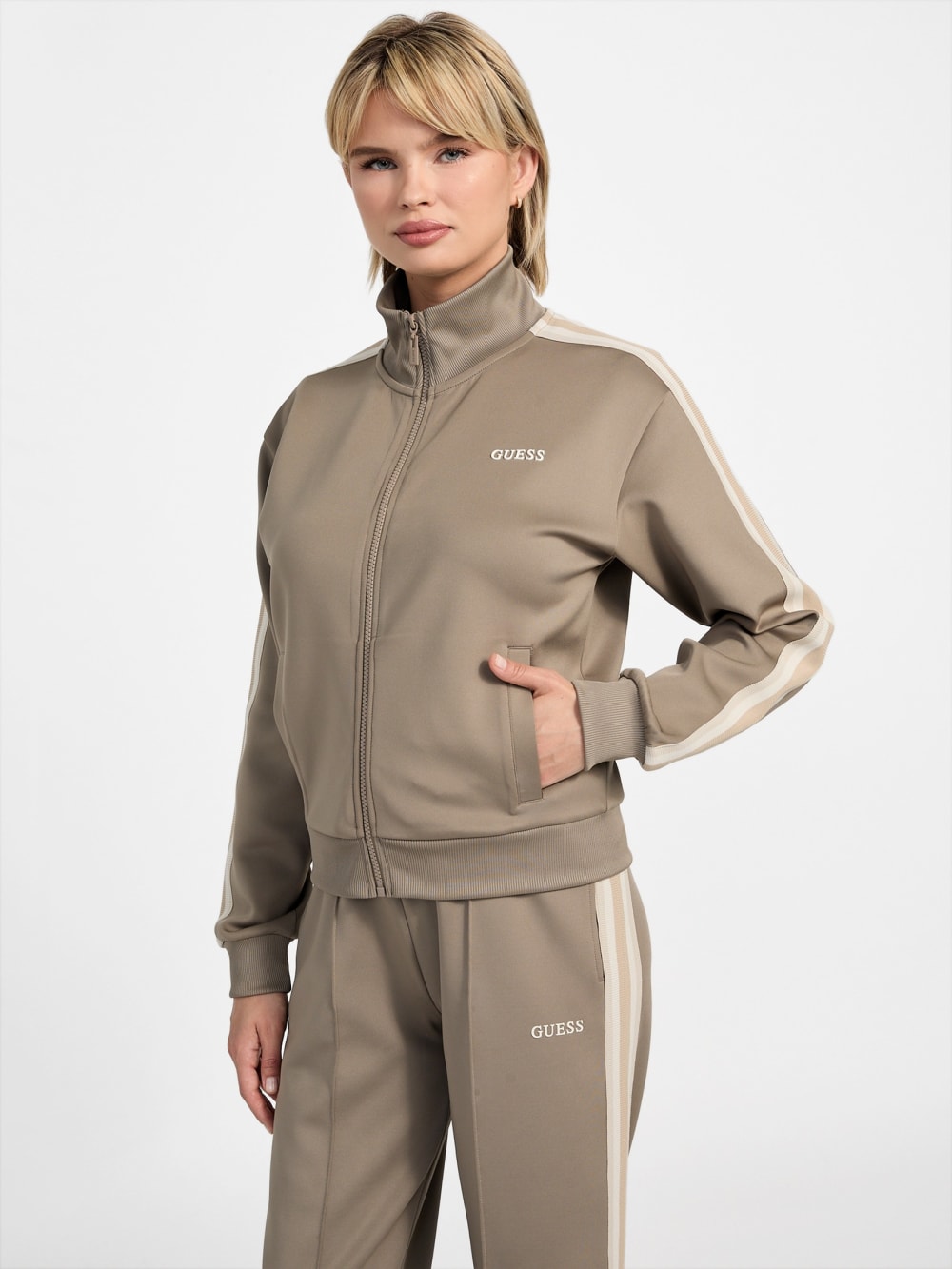 Eco Yarrow Full-Zip Sweatshirt - Image 5