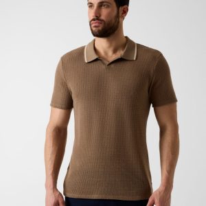 Buttonless polo shirt