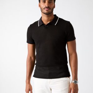 Buttonless polo shirt