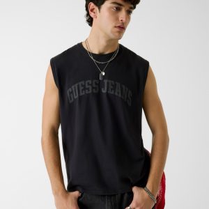 Sleeveless t-shirt