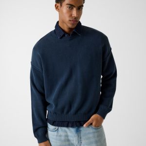 Regular fit sweater