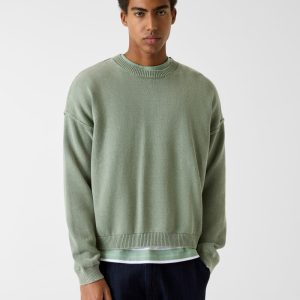 Regular fit sweater