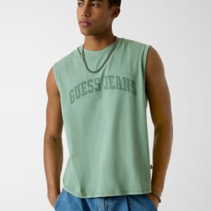 Sleeveless t-shirt