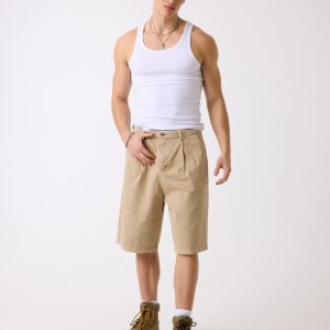 Baggy pleated shorts