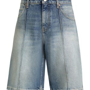 relaxed short