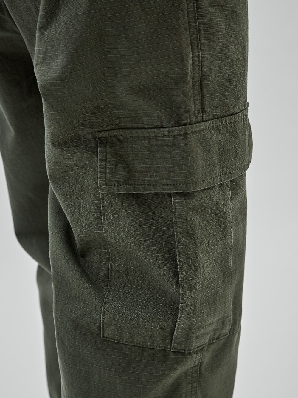 GUESS Originals Ripstop Cargo - Image 4