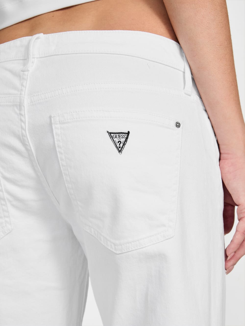Low-Rise Slouchy Jeans - Image 5