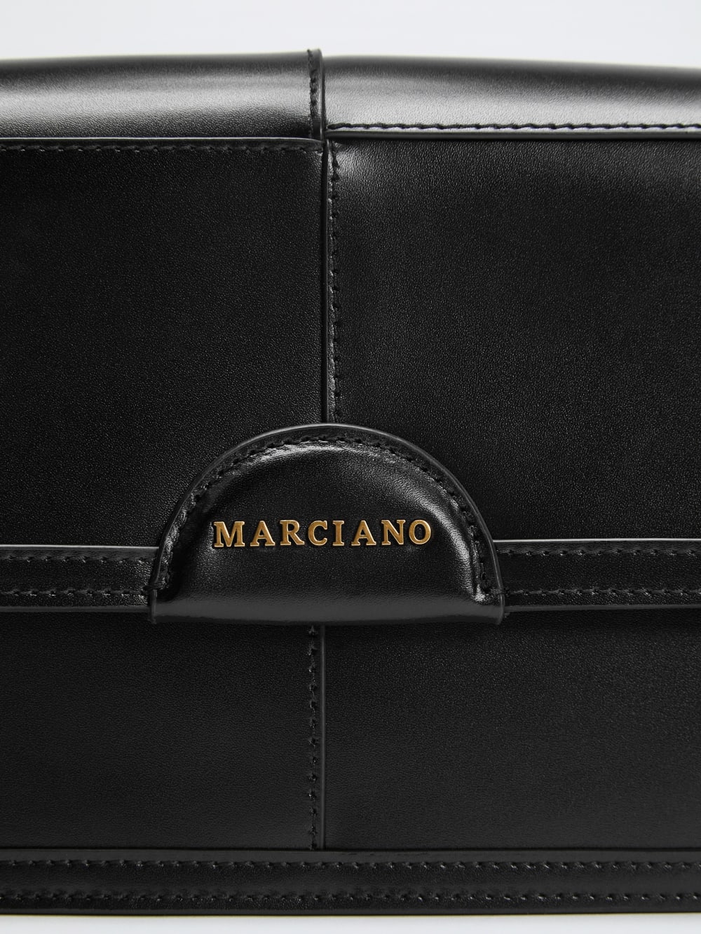 Isa Convertible Leather Bag - Image 6