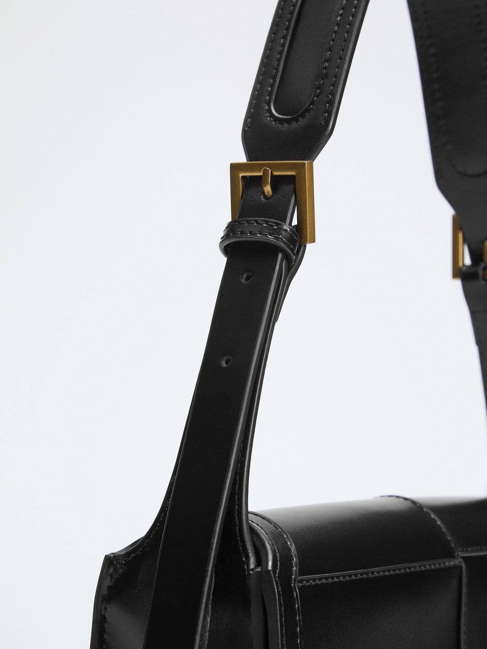 Isa Convertible Leather Bag - Image 7