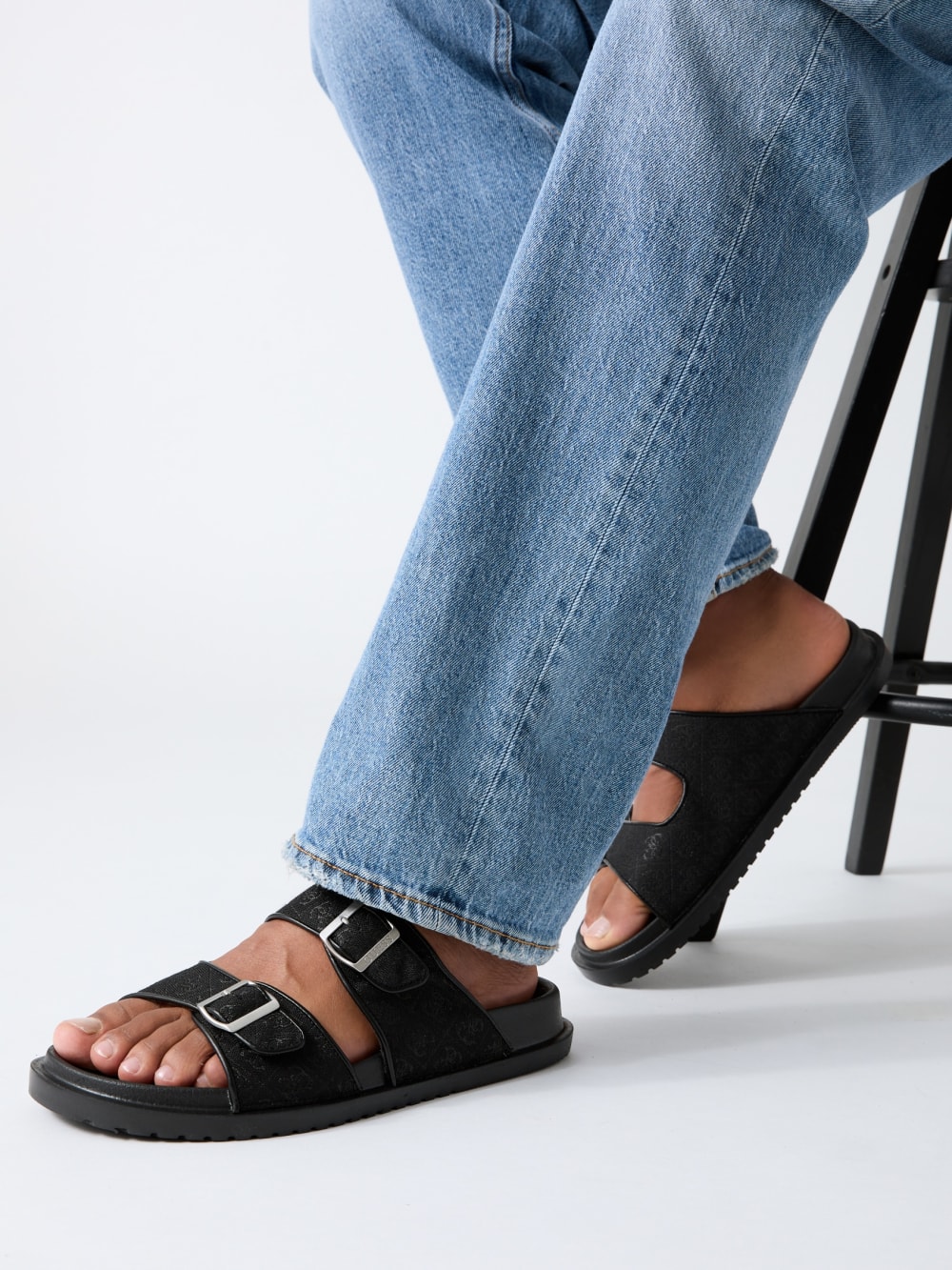 Verone Jacquard Quattro G Dual Stap Slides - Image 2