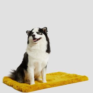 Faux-Fur Pet Carpet