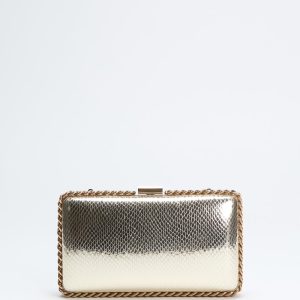 Wrap-Around Chain Clutch