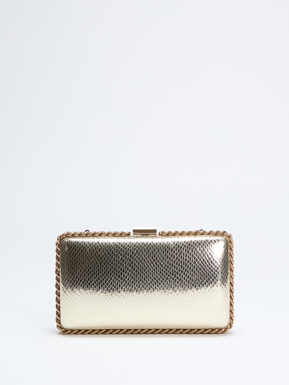Wrap-Around Chain Clutch