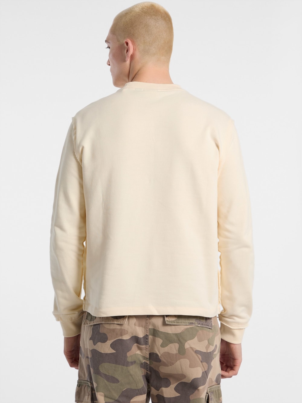 GUESS Originals Eco Lightweight Crewneck - Image 4