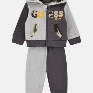 Sweatshirt and jogger set
